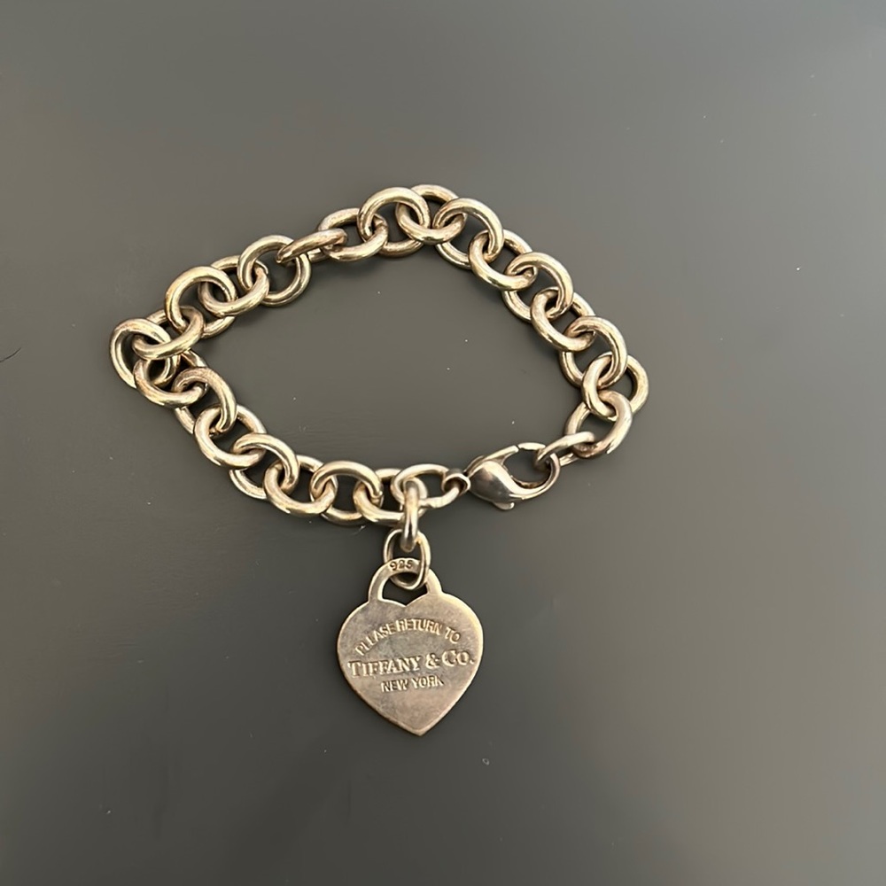 Authentic Tiffany & Co Heart Charm Link Bracelet